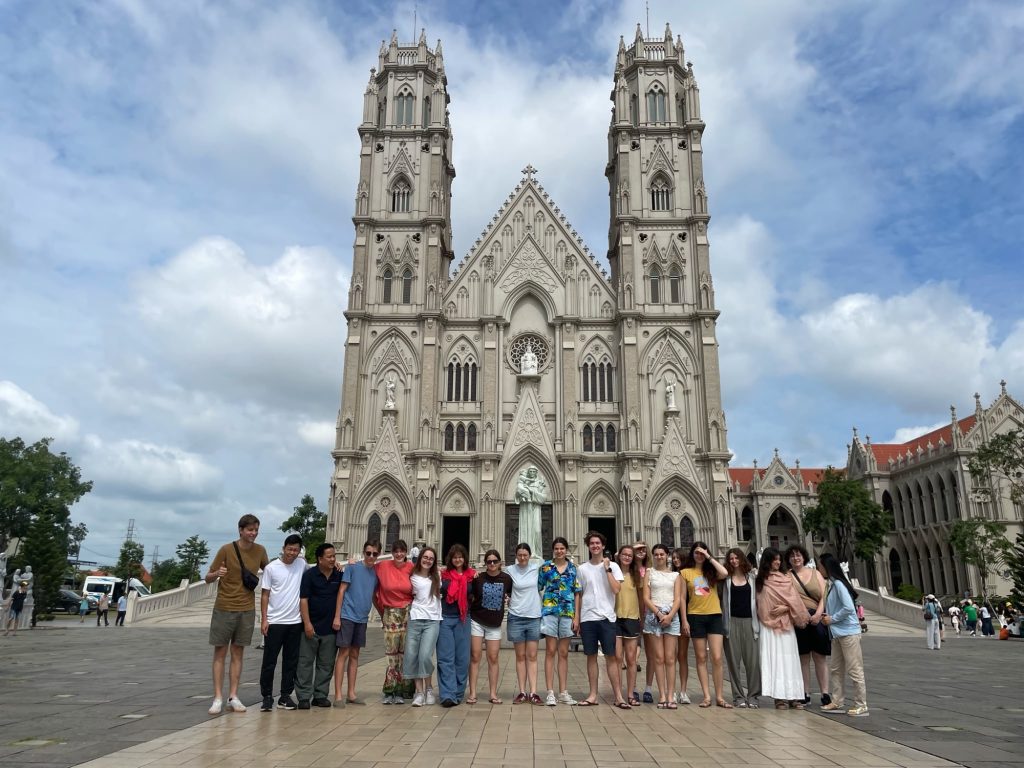 Mission solidaire du SEMIL à l’école La San, à Hô Chi Minh-Ville