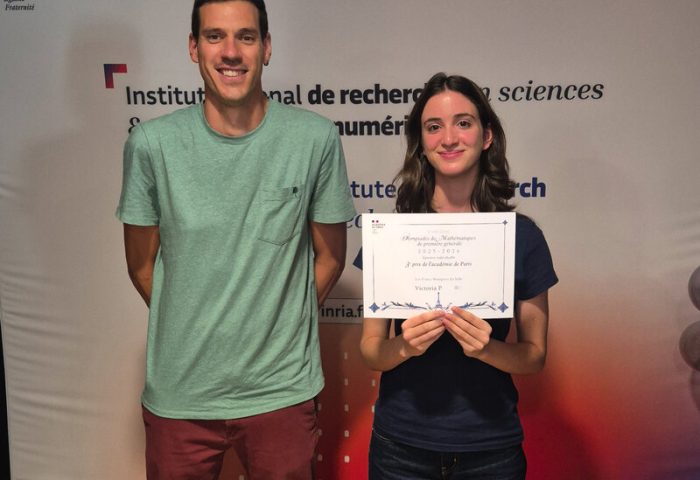 Victoria P. lors de la remise des prix des Olympiades de mathématiques