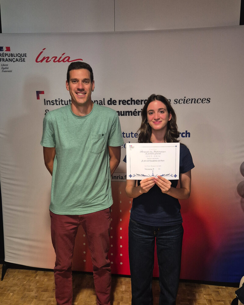 Victoria P. lors de la remise des prix des Olympiades de mathématiques